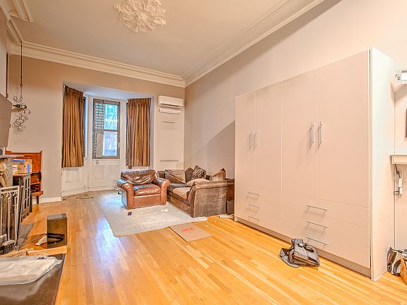 2nd image of 331 E 17th St APT 2