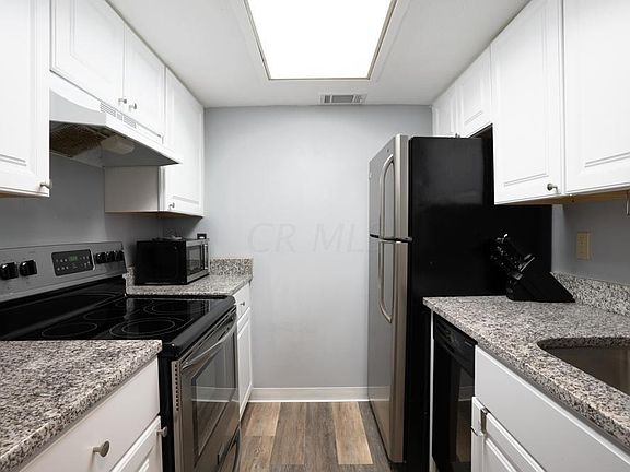 3rd image of 1244 Ashland Ave