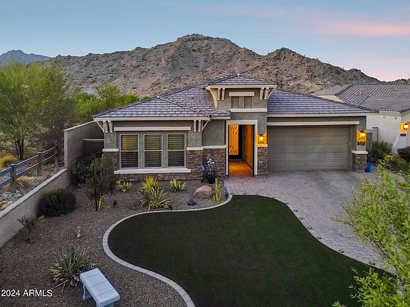 3rd image of 21290 W HILLCREST Boulevard