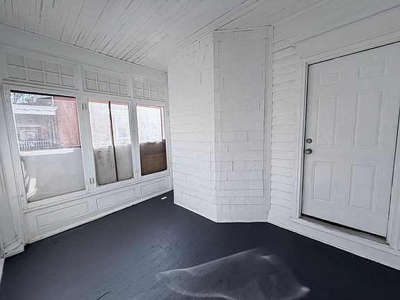 3rd image of 659 Stuyvesant Ave #2