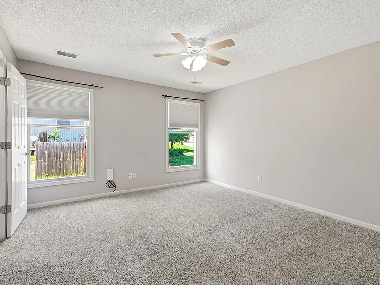 13012 S Washington Ct — Photo 11