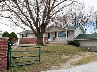 1562 N Central City Rd, Joplin, MO 64801