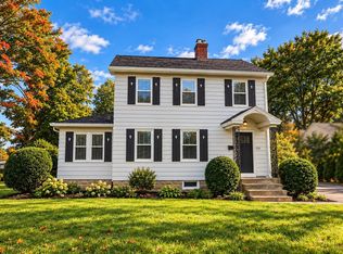 121 Elm St, Agawam, MA 01001