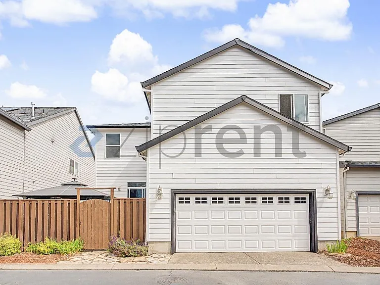 6138 SE Thornapple St — Photo 4