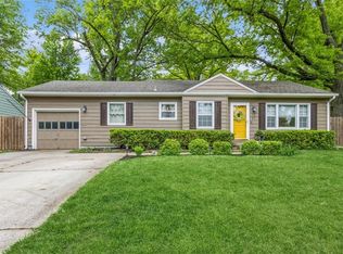 5304 Linden St, Roeland Park, KS 66205