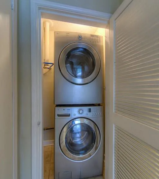 401 Cherry Hill Dr — Photo 11