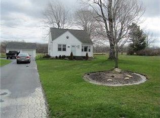 4231 Freeman Rd, Middleport, NY 14105