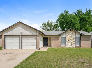 3407 Spring Meadows Dr, Arlington, TX 76014