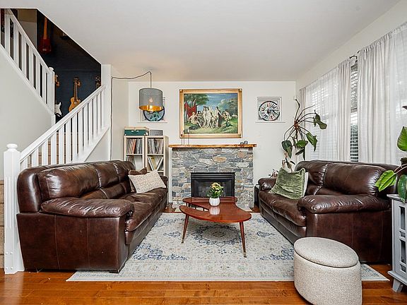 2nd image of 5746 149th St