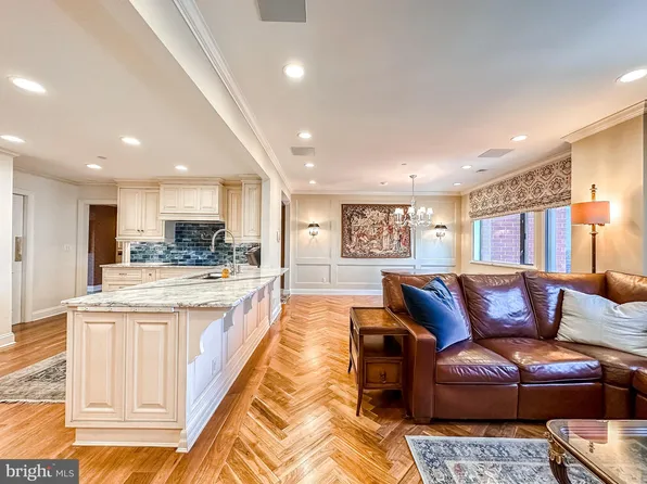 10 E Lee St Unit 2305, Baltimore, MD 21202