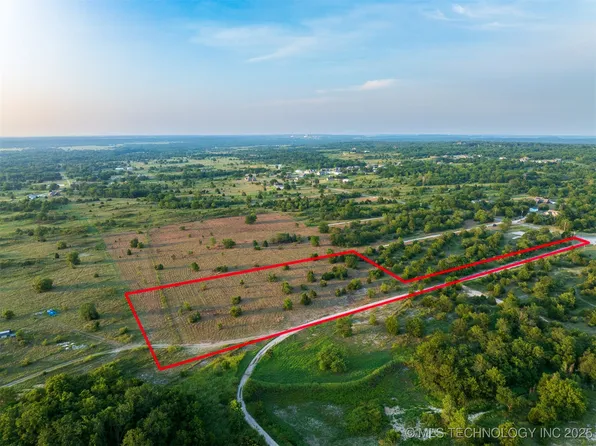 7 Hobbs Creek Rd, Collinsville, OK 74021