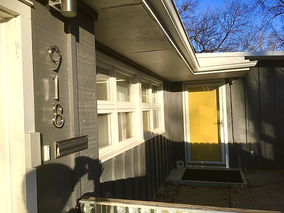 Mid-century detailing.