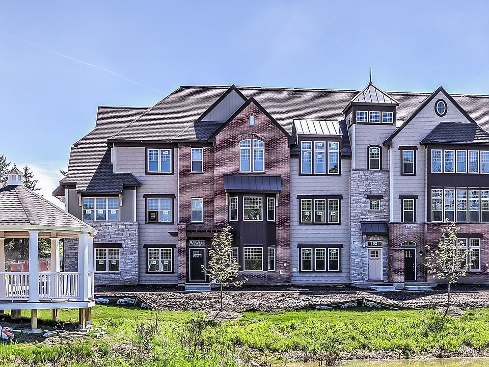 1st image of 4 Parkside Ct