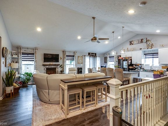 4th image of 2904 Pepper Hill Cir