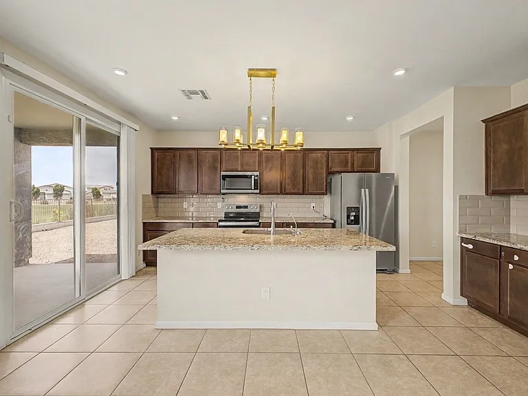 35 S Biella Pl — Photo 11