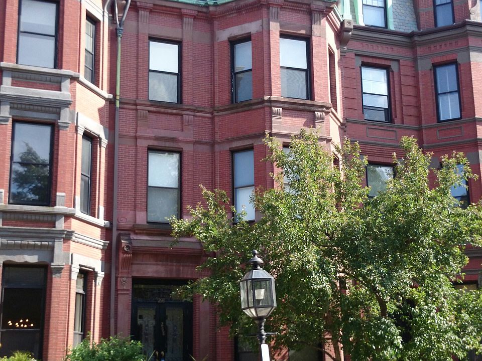 2nd image of 298 Commonwealth Ave #Ps2