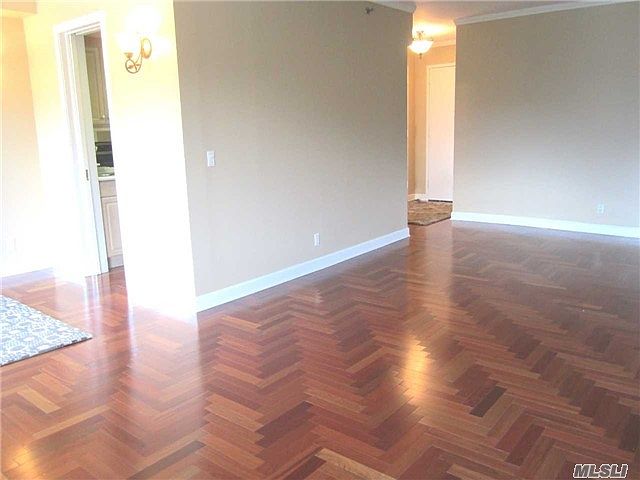 1st image of 100 Hilton Ave