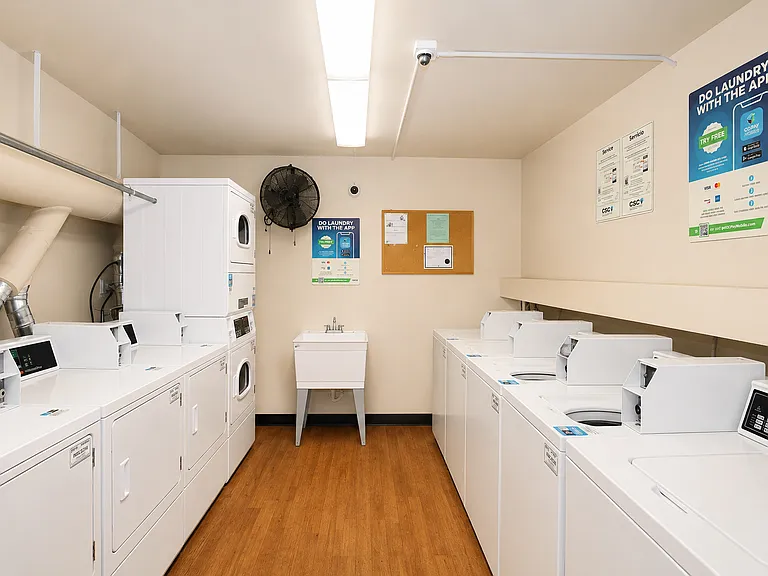 1500 Robin Cir #418 — Photo 12
