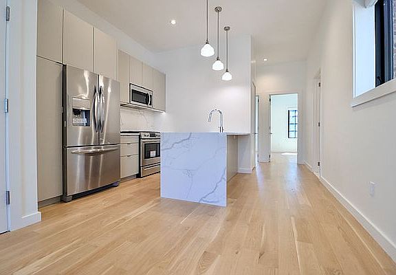 2nd image of 32-29 32nd St Floor 2