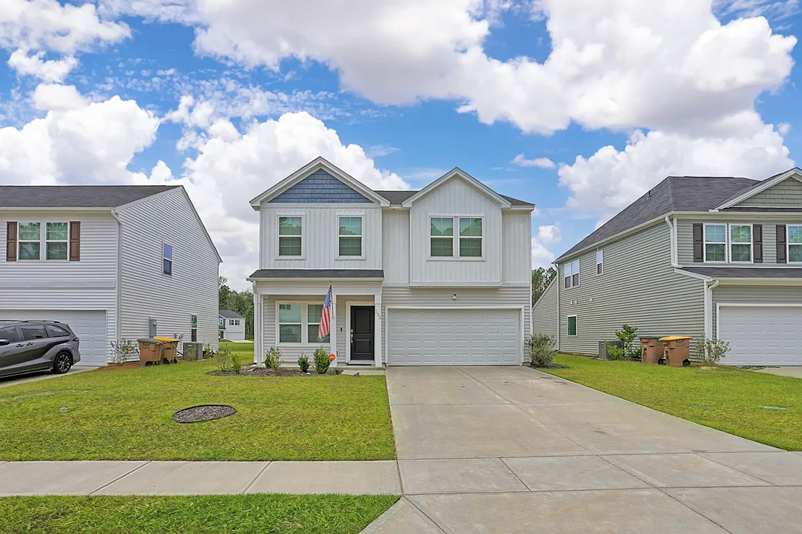 4 bed, 2.5 bath, 2175 sqft, $2,500 — Photo 3