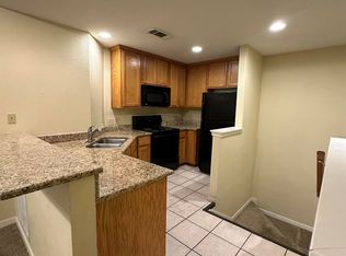1907 & 1909 S 15th St #2B-2BA, Waco, TX 76706