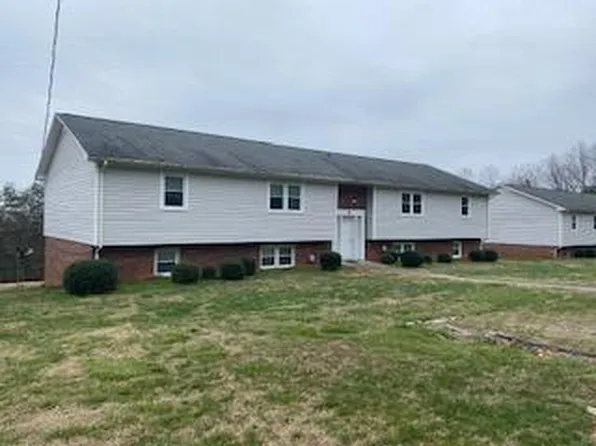75D Sink Dr, Rocky Mount, VA 24151