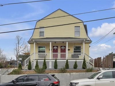 44-46 Cleveland St, Central Falls, RI, 02863