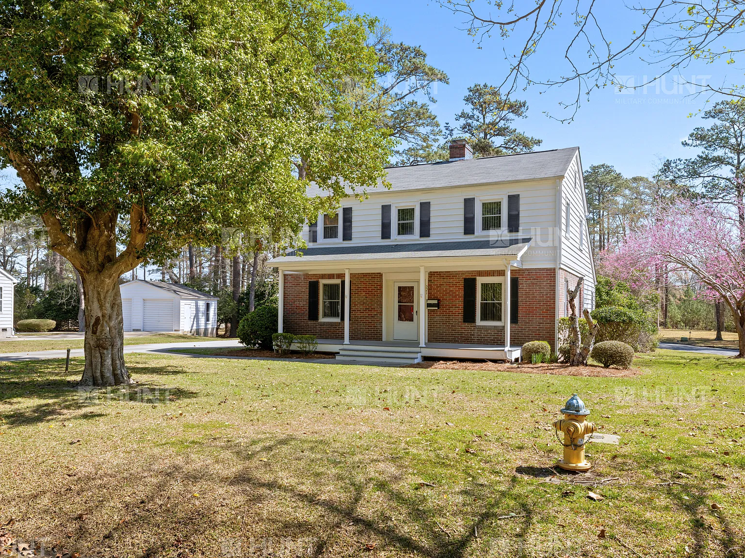 4 bed, 3.5 bath, 2437 sqft, $2,500 — Photo 2