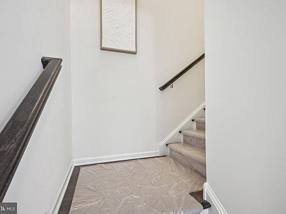 5th image of 1807 Arch St #21E