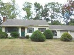 14 Woods Rd, Hillsborough, NJ 08844