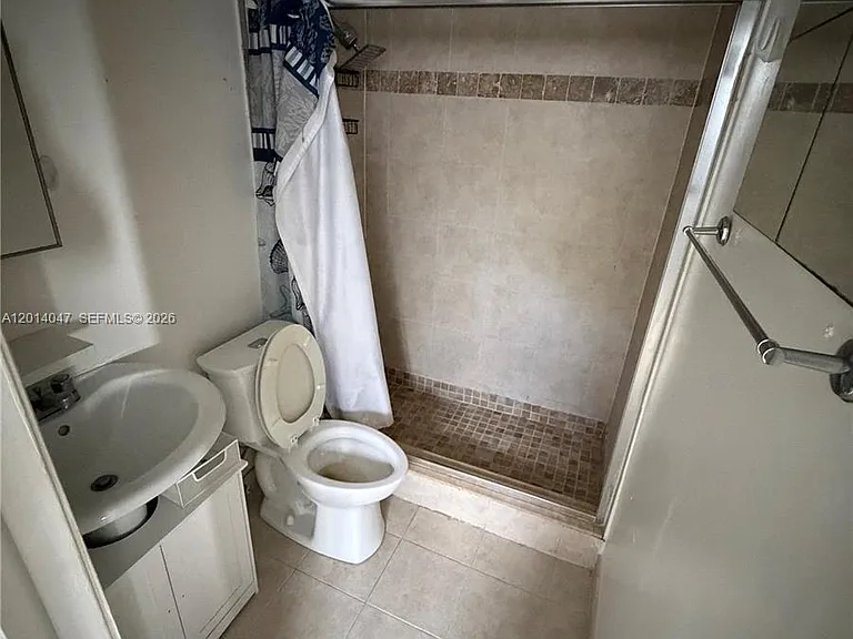 1342 Drexel Ave #205 — Photo 4