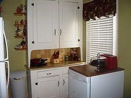4th image of 105 E Rockenstein Ave