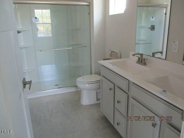 Listing photo 5