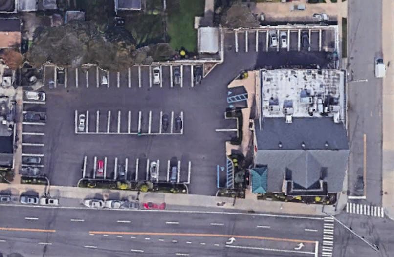 1st image of 700 Hempstead Tpke