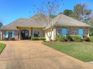 107 Linden Cv, Madison, MS 39110