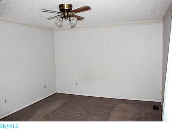 5th image of 6704 Chatsworth Ct