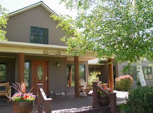 205 Blodgett View Dr, Hamilton, MT 59840