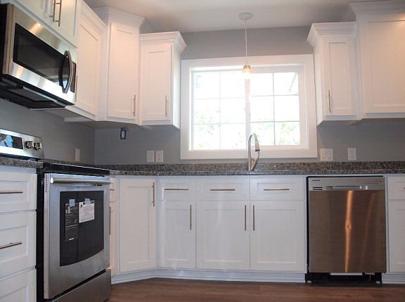 4th image of 5416 E Rockwood Ave