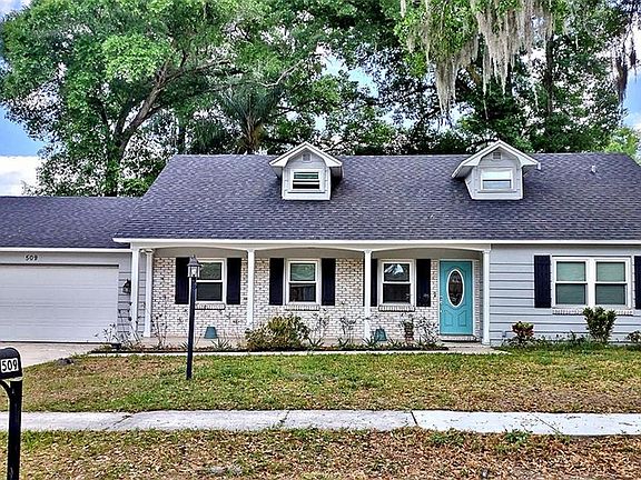 3rd image of 509 E Hilda Dr