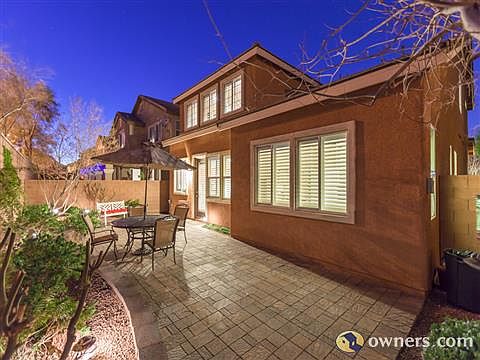 landscaped rear patio