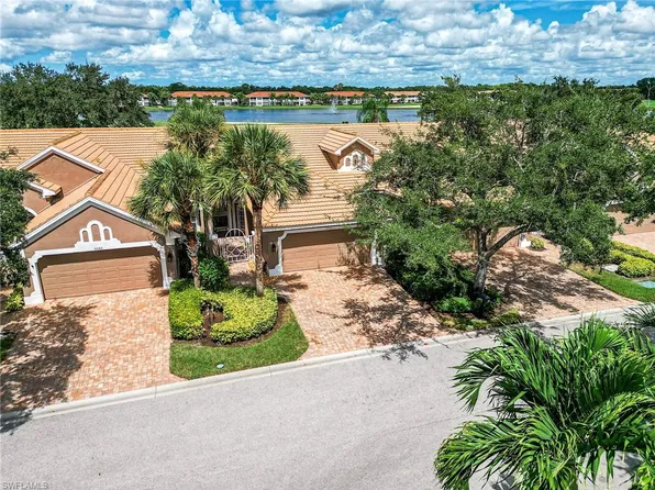 9063 Spring Run BLVD W, ESTERO, FL 34135