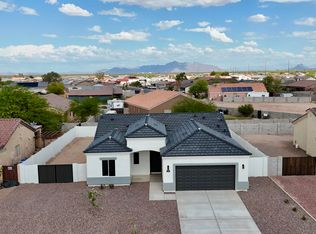 15901 S Saxon Rd, Arizona City, AZ 85123