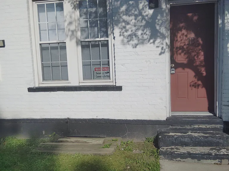 290 2nd Ave #1-B — Photo 3