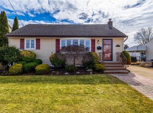 159 Nevada Street, Hicksville, NY 11801
