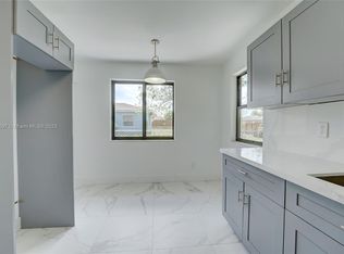 303 NW 7th Ct #1-2, Hallandale, FL 33009
