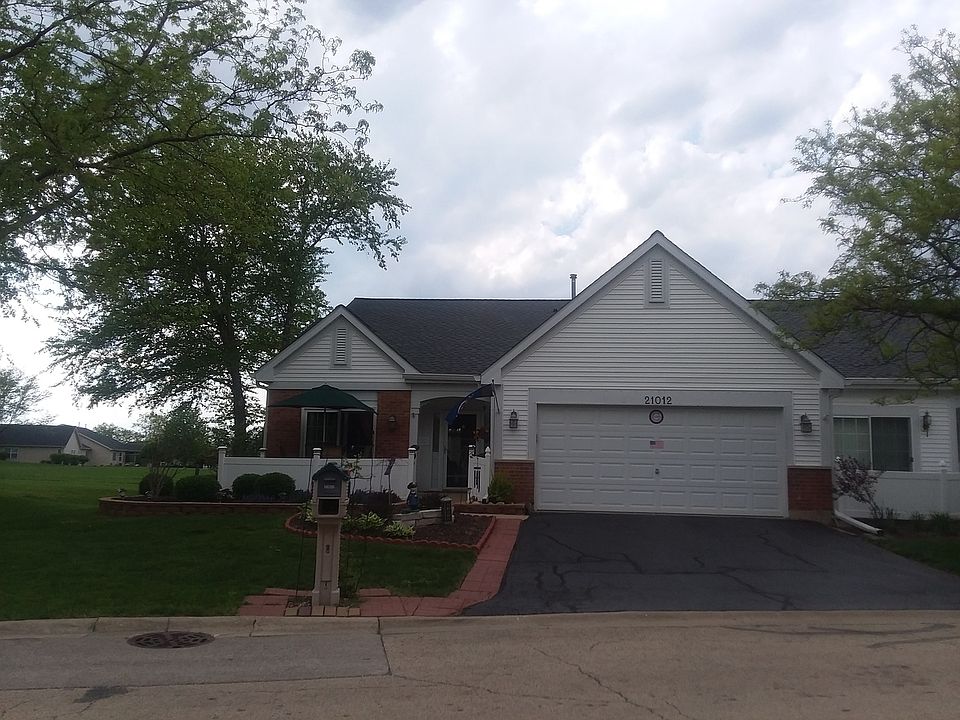 1st image of 21012 W Snowberry Ln