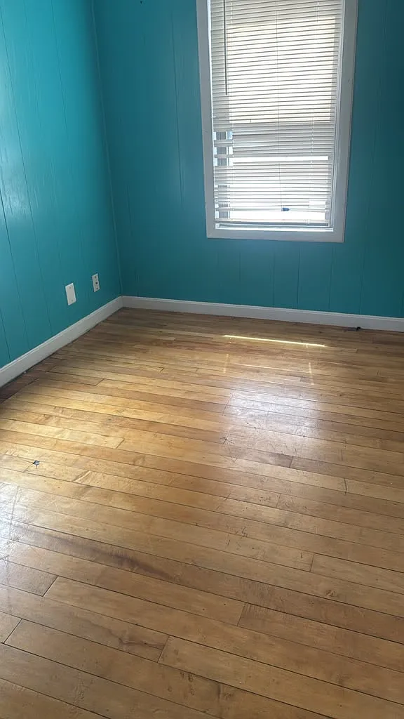 3 bed, 1400 sqft, $2,200 — Photo 3