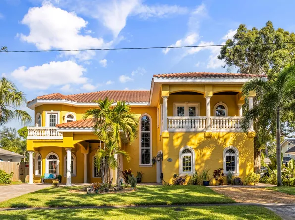911 Jungle Ave, Saint Petersburg, FL 33710