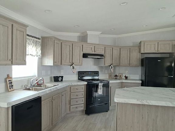 2nd image of 6372 126th Ave #59