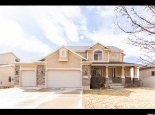 10377 N Avondale Dr, Cedar Hills, UT 84062